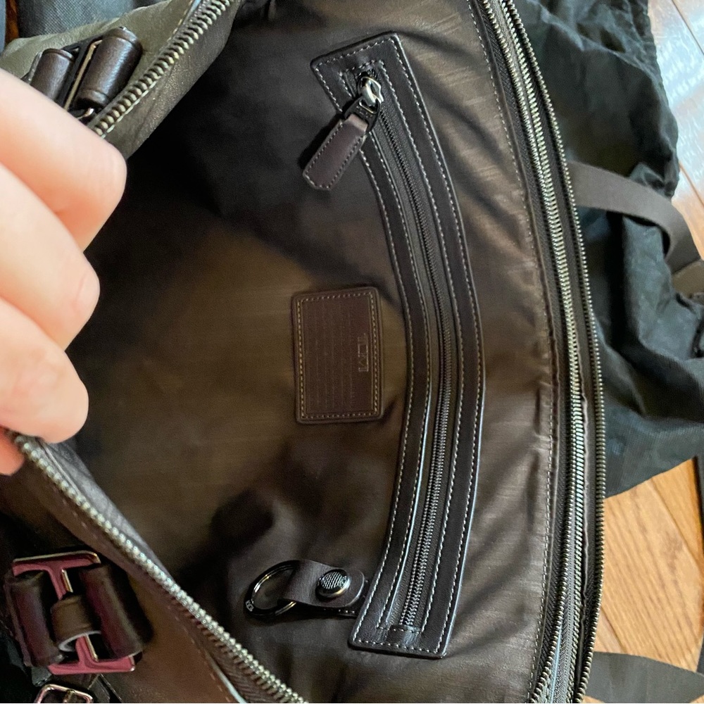 Tumi Briefcase - Picture 3 of 10